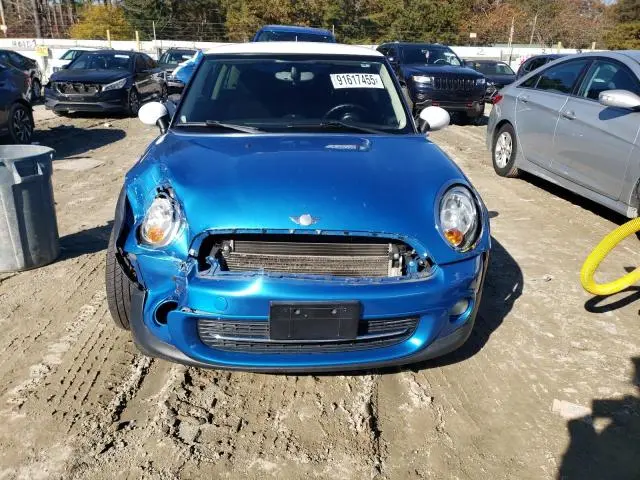 2012 MINI COOPER   