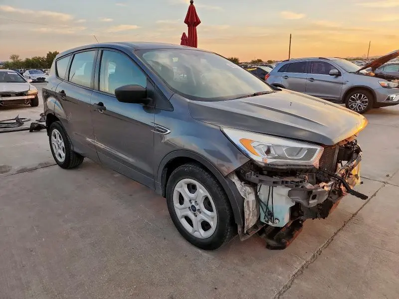 2019 FORD ESCAPE S  