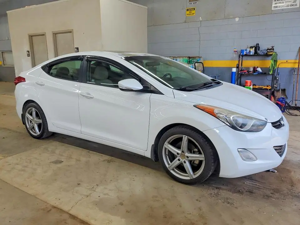 2013 HYUNDAI ELANTRA LIMITED  
