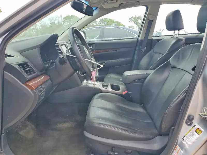 2013 SUBARU LEGACY   