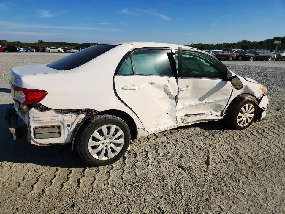 2013 TOYOTA COROLLA LE  