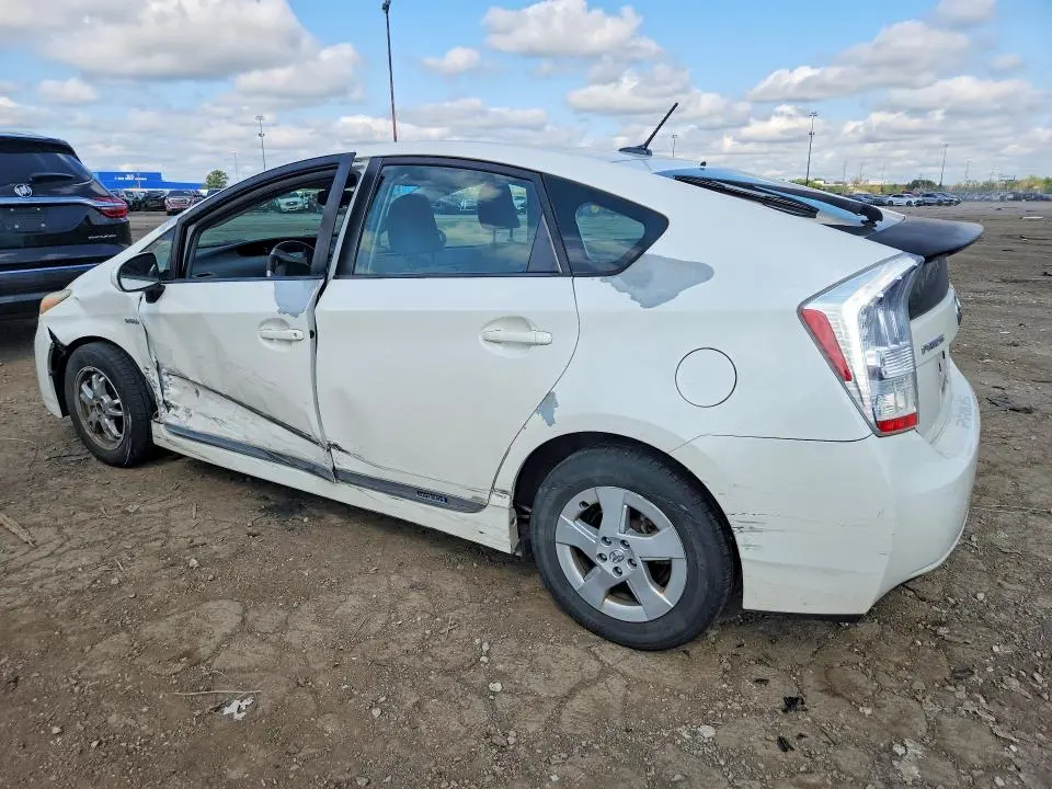 2010 TOYOTA PRIUS II  