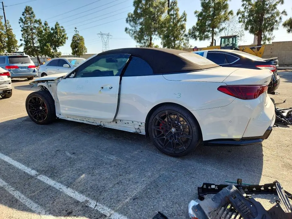 2026 BMW M4 COMPETITION  