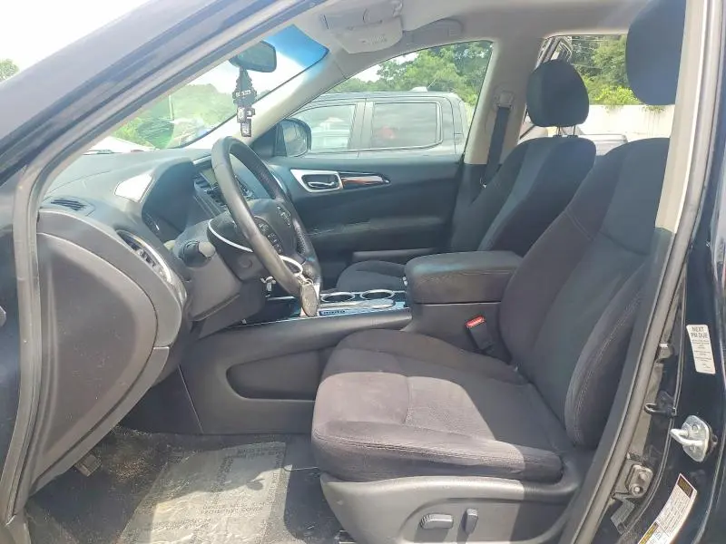 2016 NISSAN PATHFINDER SV  