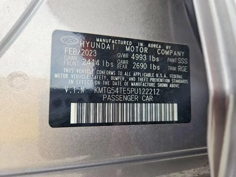 2023 GENESIS G70 3.3T STANDARD  