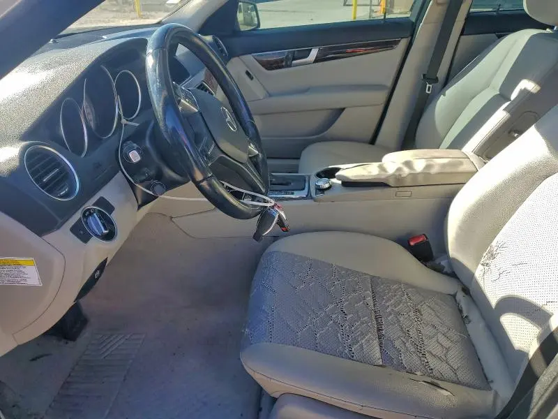 2013 MERCEDES-BENZ C 250  