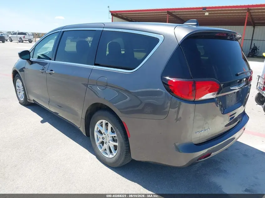 2022 CHRYSLER VOYAGER LX