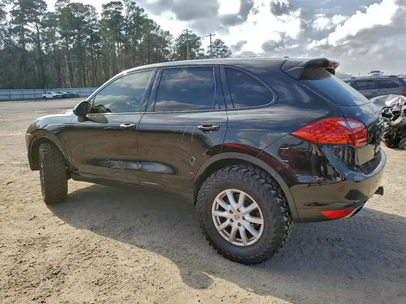 2014 PORSCHE CAYENNE   