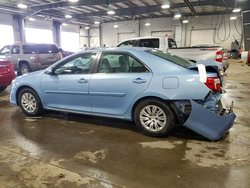 2013 TOYOTA CAMRY LE  