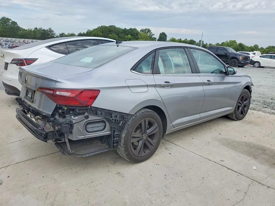 2022 VOLKSWAGEN JETTA SE  