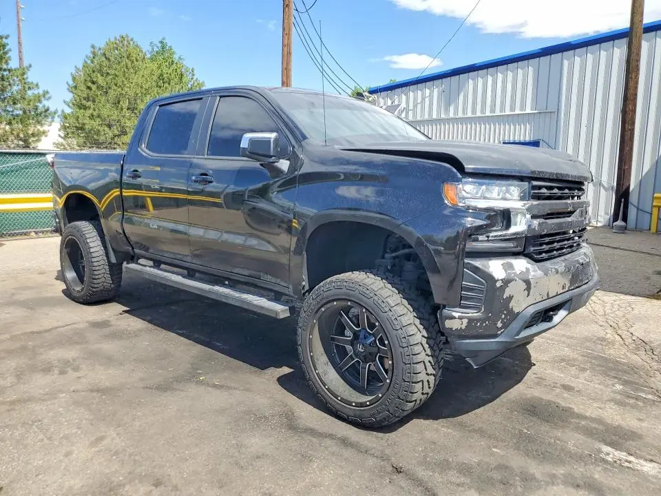 2020 CHEVROLET SILVERADO K1500 LT  