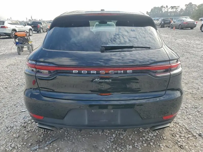 2019 PORSCHE MACAN   