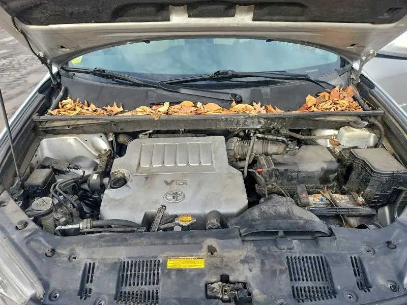 2011 TOYOTA HIGHLANDER BASE  