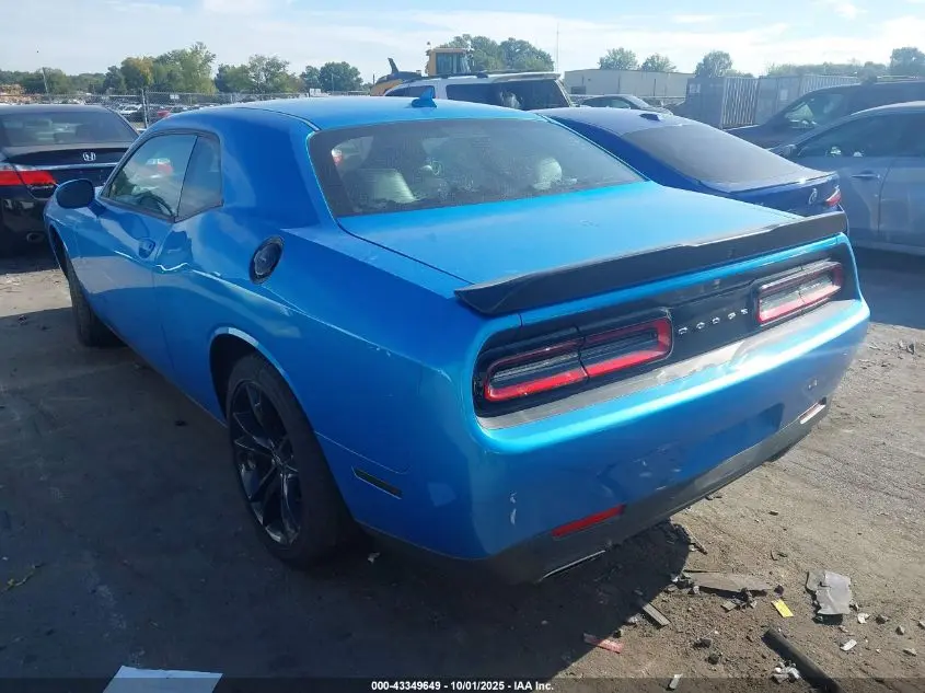 2018 DODGE CHALLENGER SXT PLUS