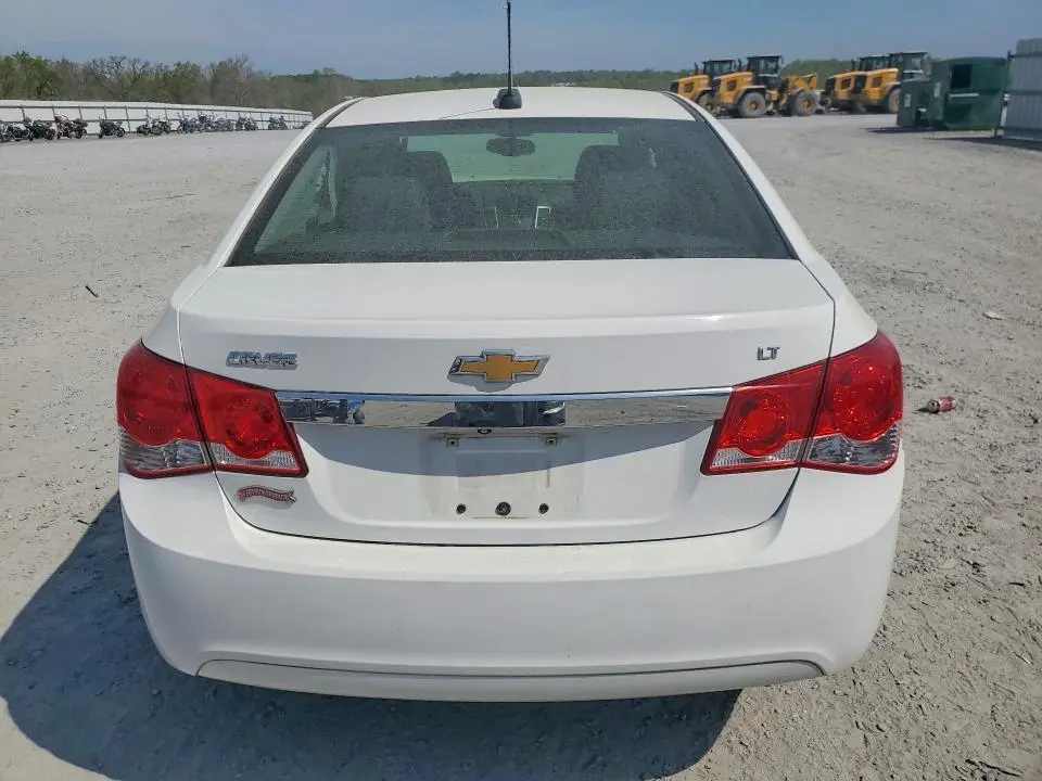 2015 CHEVROLET CRUZE LT  