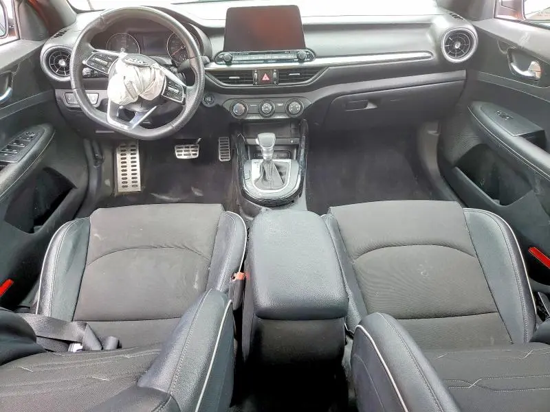 2020 KIA FORTE GT LINE  