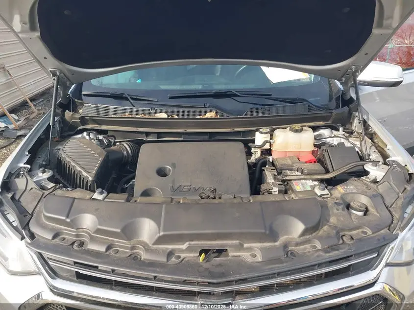 2021 CHEVROLET TRAVERSE FWD LT CLOTH