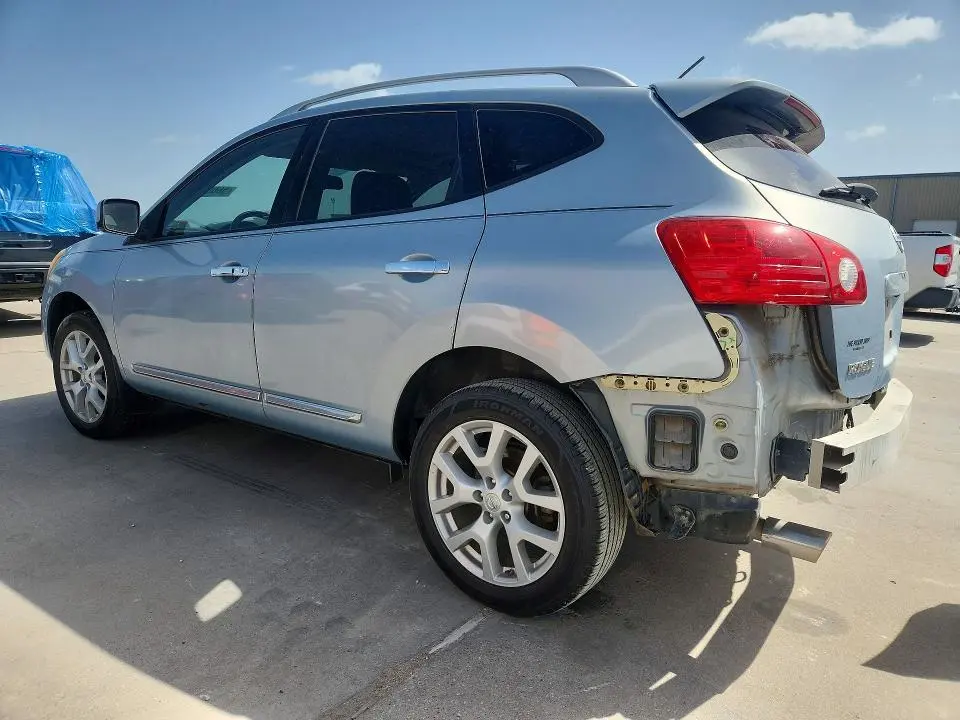 2011 NISSAN ROGUE S  