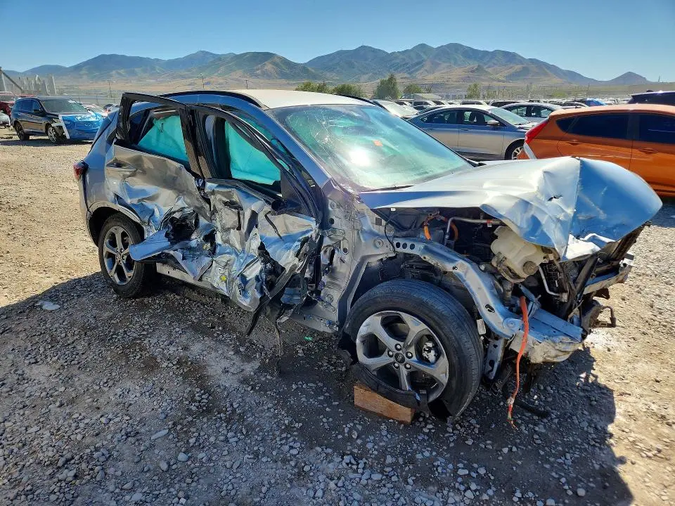 2024 FORD ESCAPE ST LINE SELECT  
