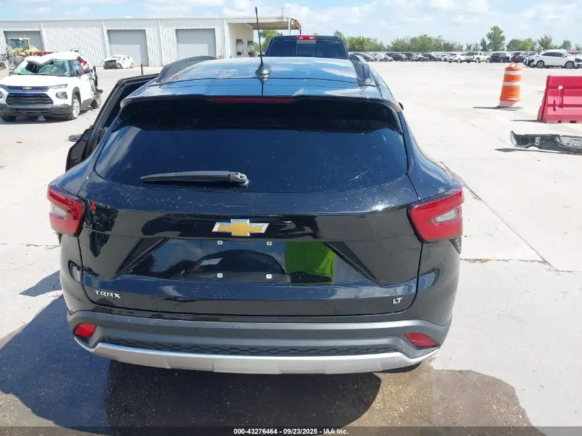 2025 CHEVROLET TRAX FWD LT