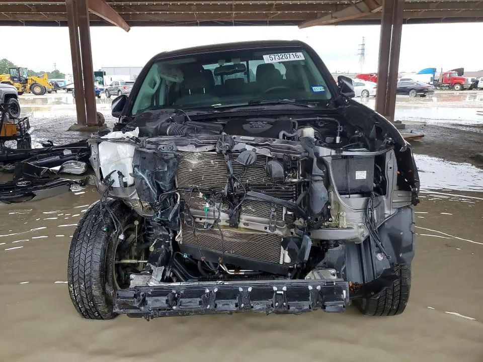 2017 TOYOTA TACOMA SR5 V6  
