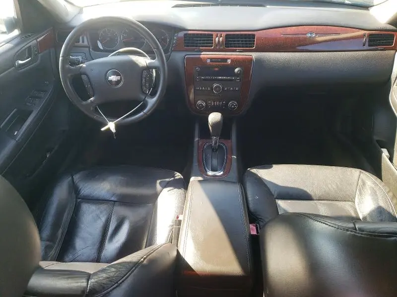 2010 CHEVROLET IMPALA LT  