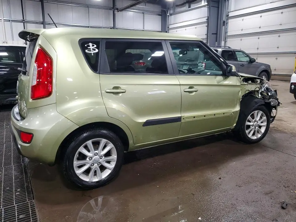 2012 KIA SOUL +  