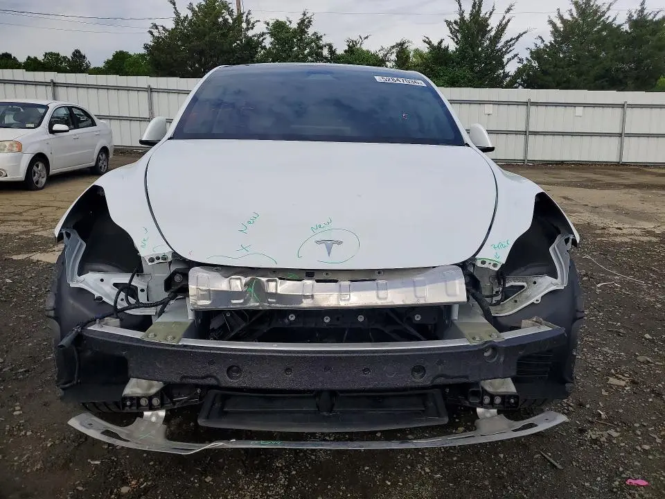 2025 TESLA MODEL Y   
