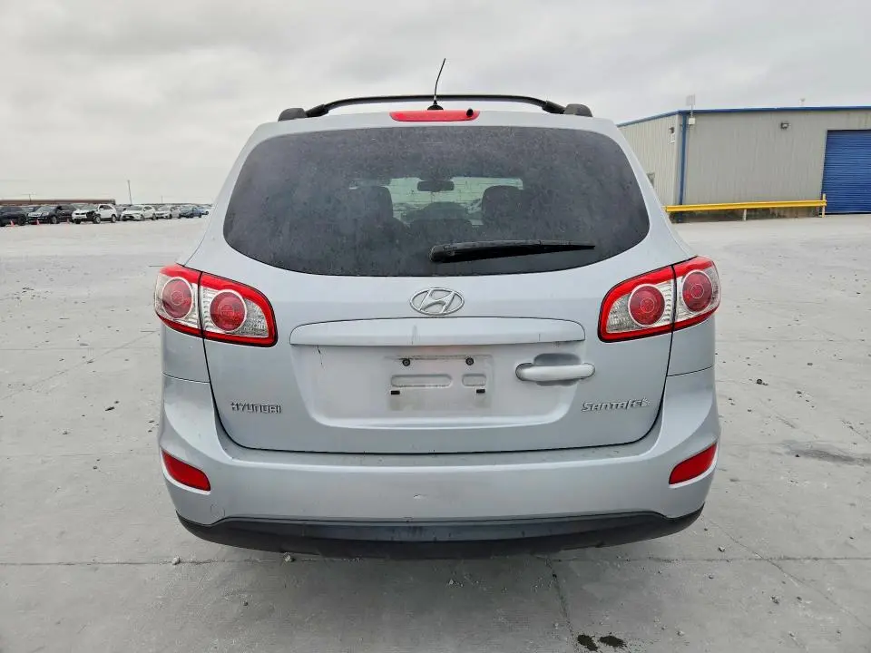 2010 HYUNDAI SANTA FE GLS  
