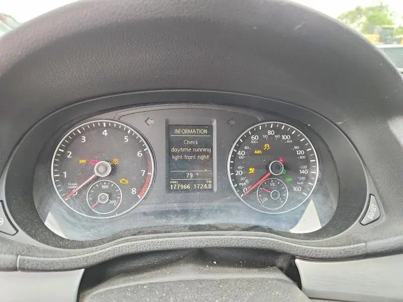 2012 VOLKSWAGEN PASSAT SE  