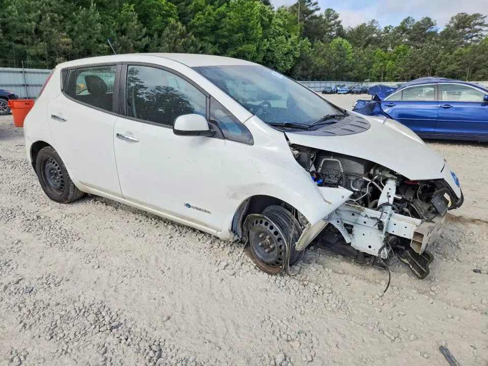 2013 NISSAN LEAF S  