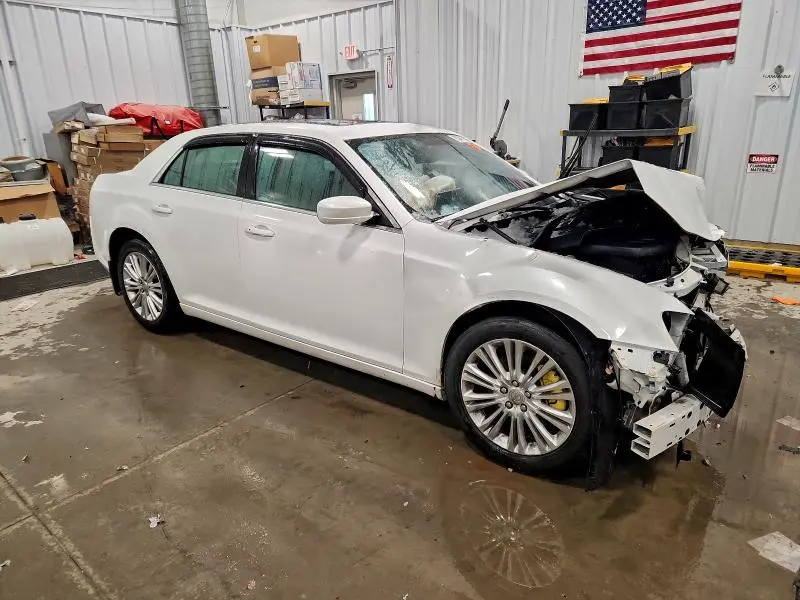 2013 CHRYSLER 300   