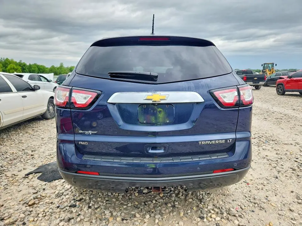 2016 CHEVROLET TRAVERSE LT  