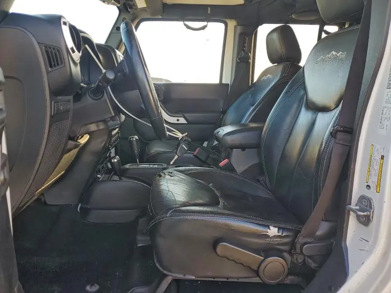 2014 JEEP WRANGLER UNLIMITED SAHARA  