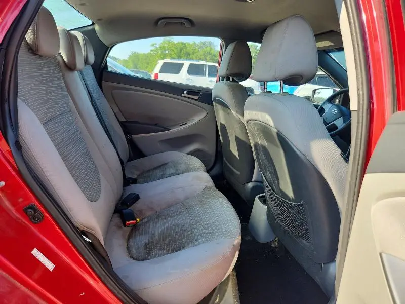 2015 HYUNDAI ACCENT GLS  