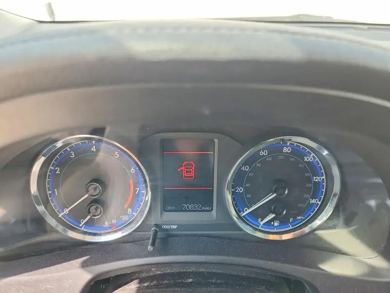 2017 TOYOTA COROLLA LE  