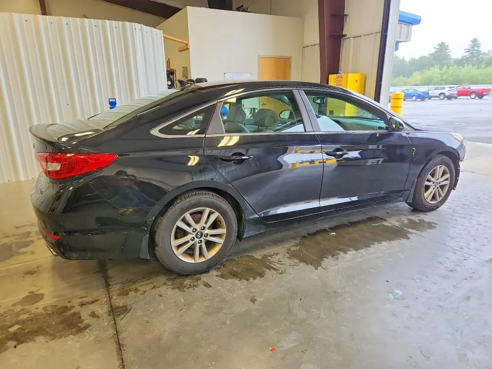2015 HYUNDAI SONATA SE  