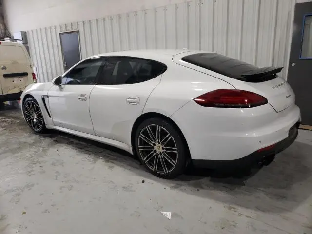 2016 PORSCHE PANAMERA 2  
