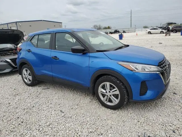 2022 NISSAN KICKS S  