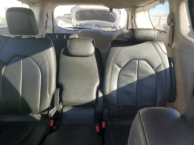 2017 CHRYSLER PACIFICA TOURING L PLUS  