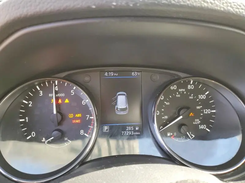 2018 NISSAN ROGUE SV  