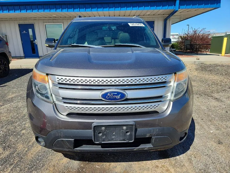 2011 FORD EXPLORER XLT  