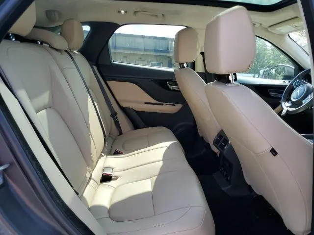 2019 JAGUAR F-PACE PREMIUM  
