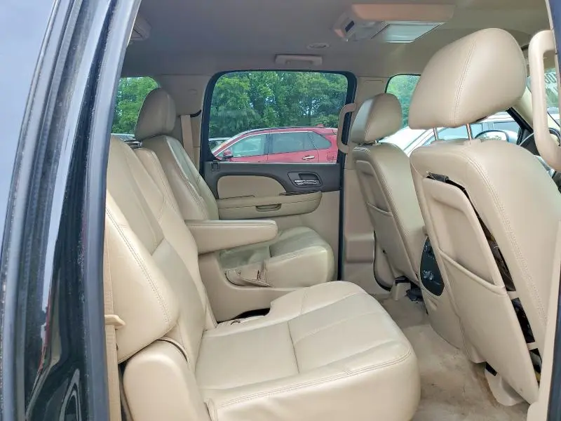 2013 CHEVROLET SUBURBAN C1500 LT  