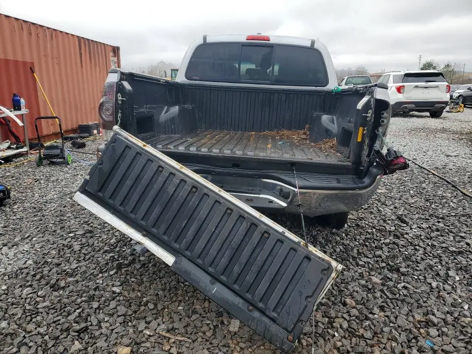 2011 TOYOTA TACOMA V6  