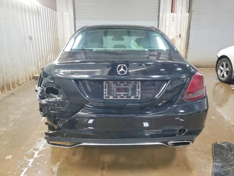 2015 MERCEDES-BENZ C 300  