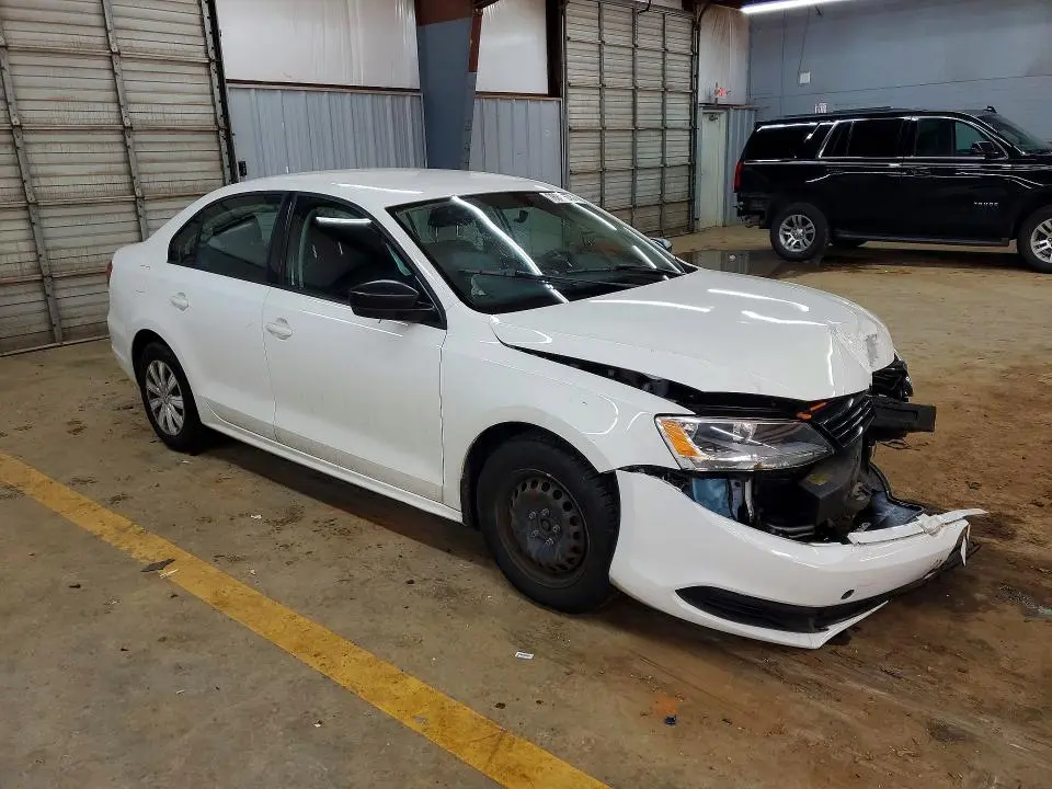 2013 VOLKSWAGEN JETTA BASE  