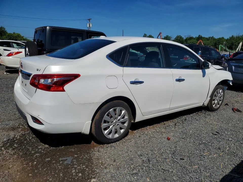 2016 NISSAN SENTRA SV  