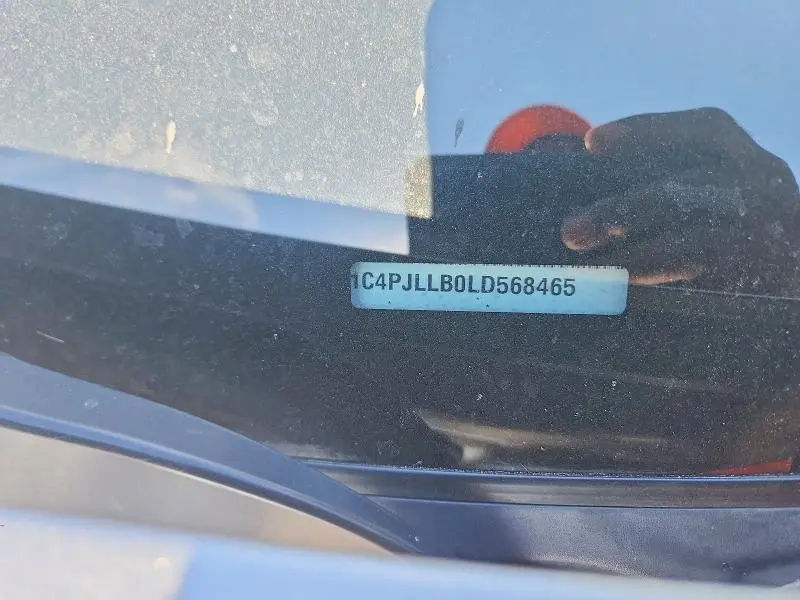 2020 JEEP CHEROKEE LATITUDE PLUS  