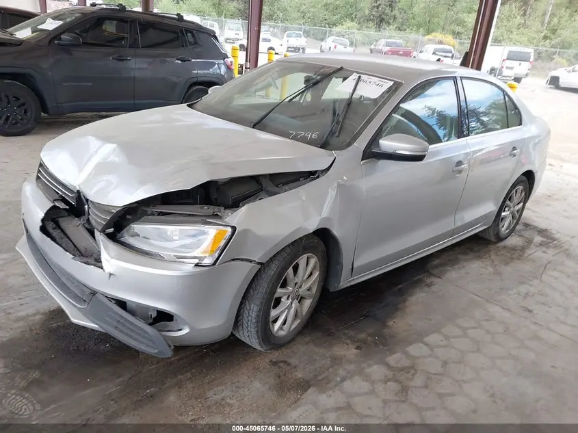 2013 VOLKSWAGEN JETTA 2.5L SE